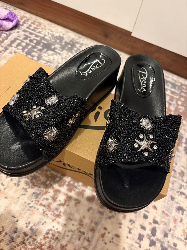 Boncuk İşlemeli Siyah Platform Terlik - Görsel 2