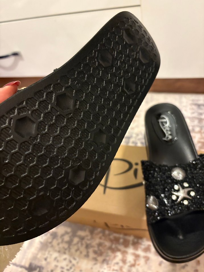 Boncuk İşlemeli Siyah Platform Terlik - Görsel 3