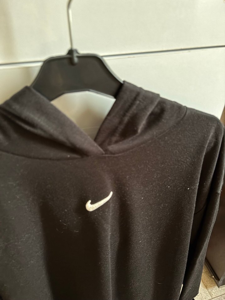 Nike Siyah Kapüşonlu Uzun Kollu Sweatshirt - Görsel 3