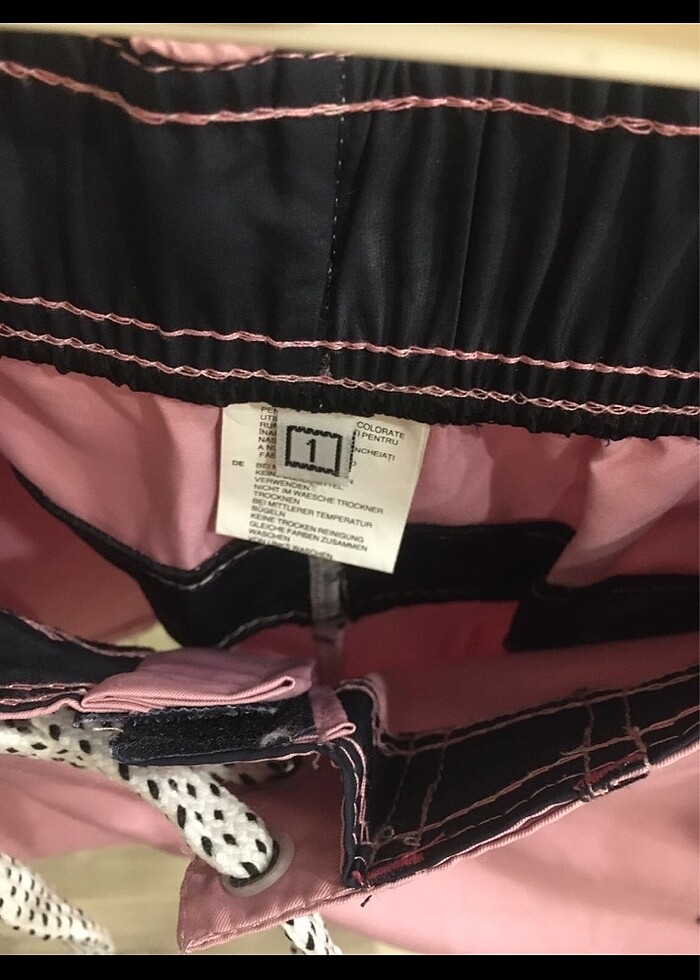 Bol deniz plaj şortu - Görsel 3