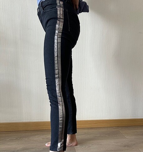 Mango marka jean