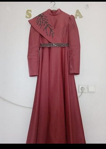 Abiye Bordo Uzun Kollu Nakışlı Abiye Elbise