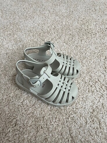 Zara Zara bebek sandalet