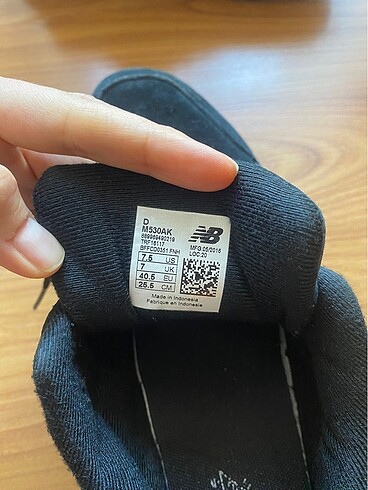 40 Beden siyah Renk New Balance unisex orjinal spor ayakkabı 40.5 numara