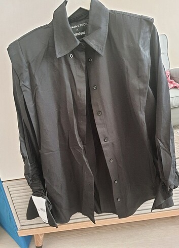 Sagaza×trendyolmilla gomlek
