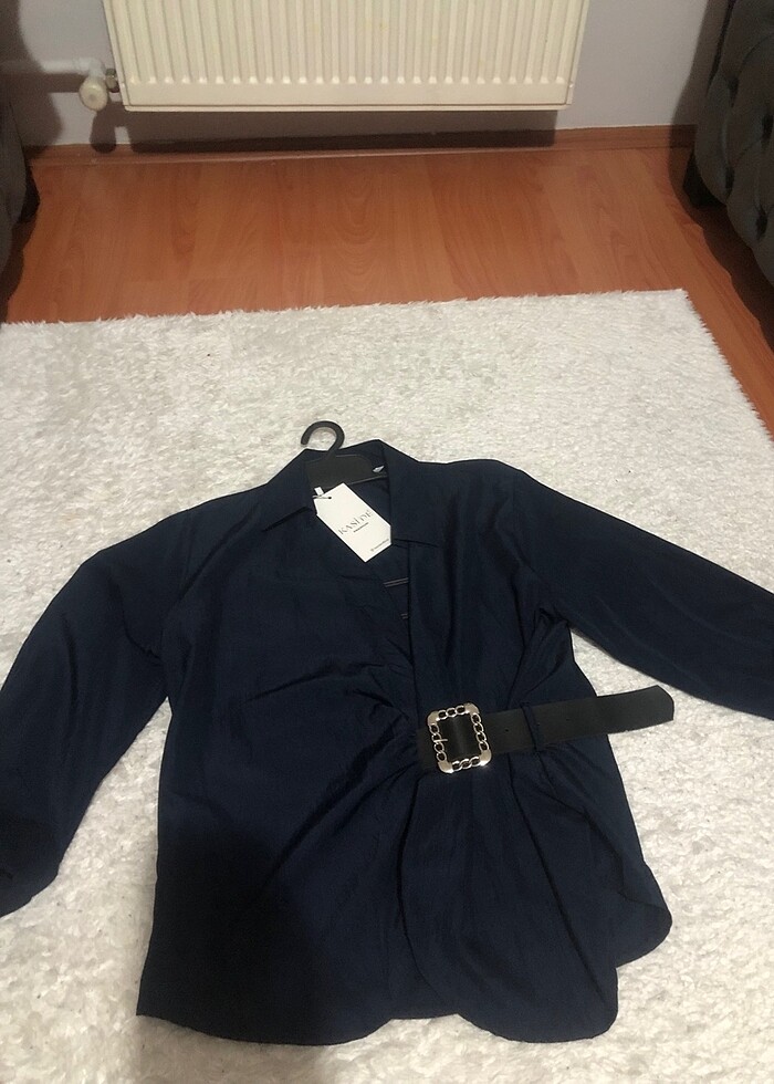 Kemer detay gömlek - Görsel 2