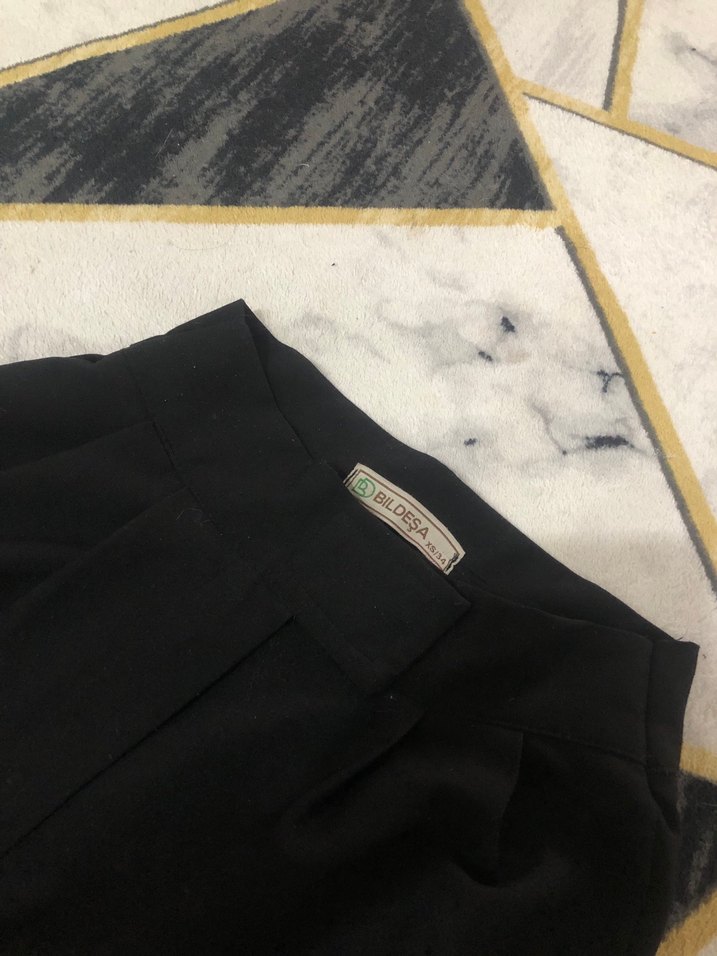 Kadın Siyah Cırtlı Kumaş Pantolon - Görsel 2