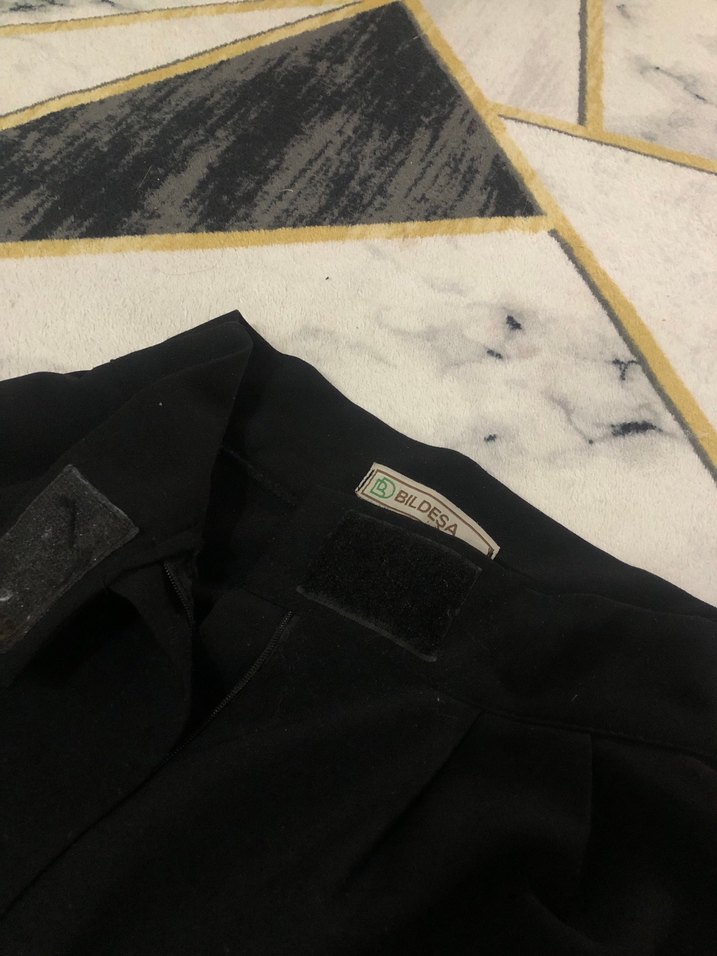 Kadın Siyah Cırtlı Kumaş Pantolon - Görsel 3