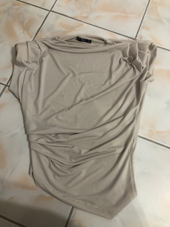 V Yaka Drapeli Bej Kolsuz Bluz - Görsel 2