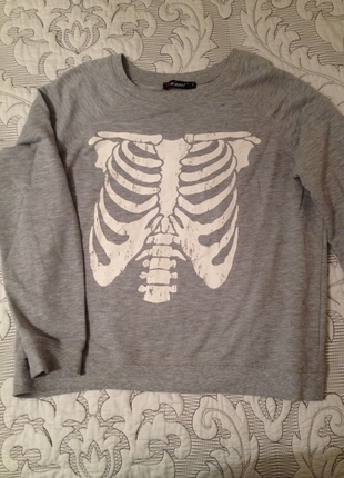 Almost Famous gri sweatshirt