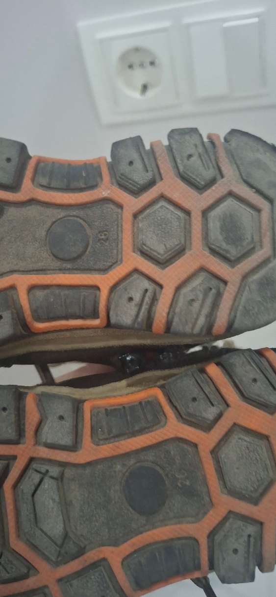 Kürklü Erkek Çocuk  Bot - Görsel 3