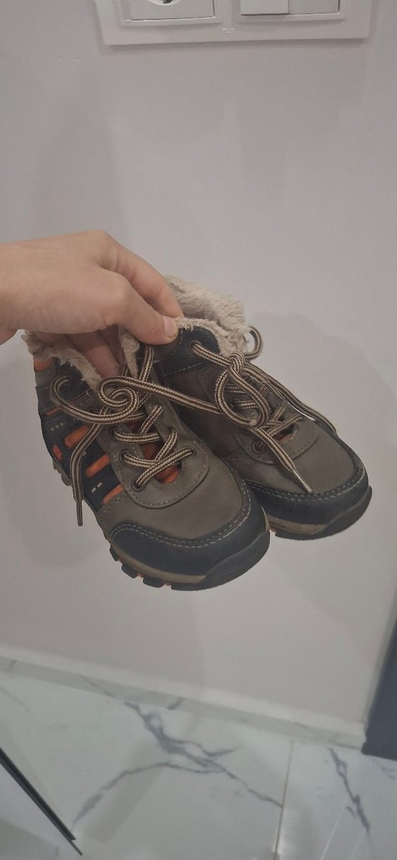 Kürklü Erkek Çocuk  Bot - Görsel 2