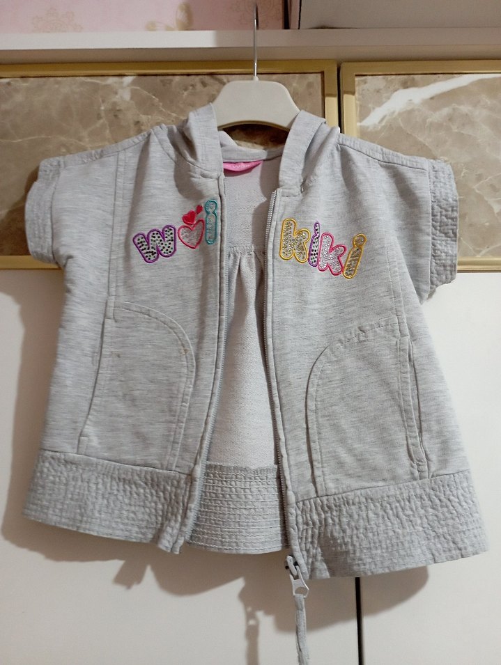 Kız Çocuk Kapüşonlu Gri Fermuarlı Yelek - Görsel 2