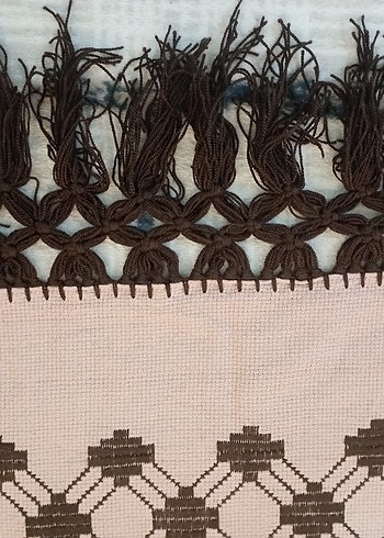 Eskilerden el İşlemeli Masa Örtüsü - Görsel 4