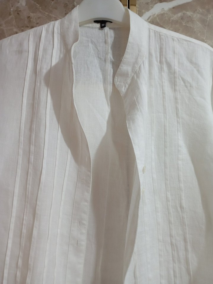 Kadın Beyaz Keten Pileli Gömlek - Görsel 3