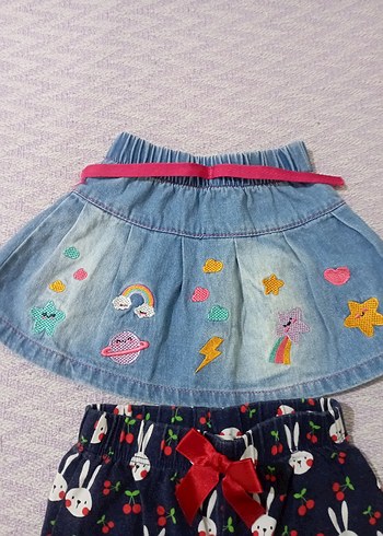 Kız Çocuk Renkli Nakışlı Kot etek ve şort - Görsel 3