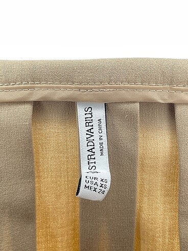 xs Beden ten rengi Renk Stradivarius Mini Etek %70 İndirimli.