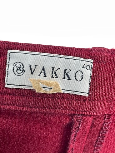 40 Beden bordo Renk Vakko Düz Kesim %70 İndirimli.