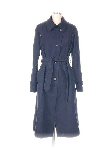 Vakko Trenchcoat %70 İndirimli.