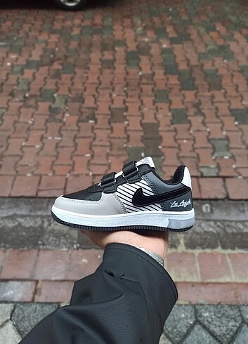28 Beden gri Renk Nike Air force çocuk spor ayakkabı