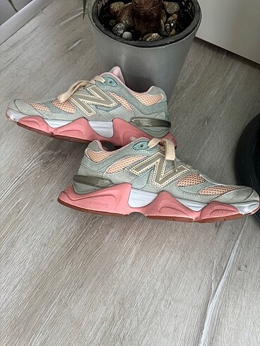 38 Beden New balance 9060
