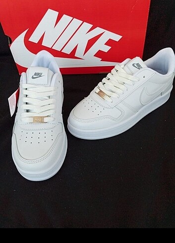 Nike ?? Nike Air Force