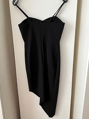 Siyah asimetrik kesim elbise - Görsel 3