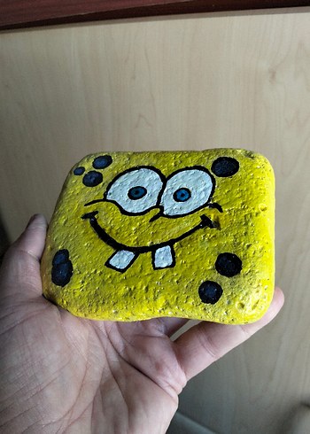 Sünger Bop taş boyama - Görsel 3