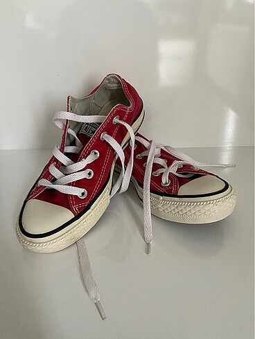Kırmızı Converse