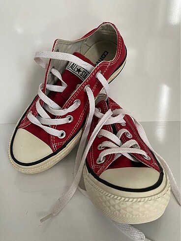 36,5 Beden kırmızı Renk Kırmızı Converse