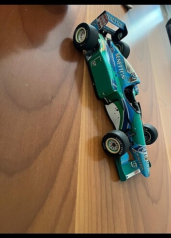 F1 Aracı