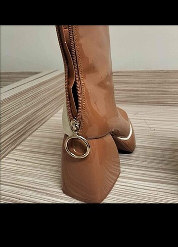 Bershka bayan botu topuklu