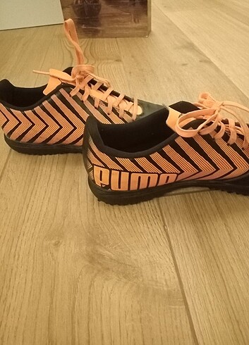 40 Beden siyah Renk Orjinal puma krampon 