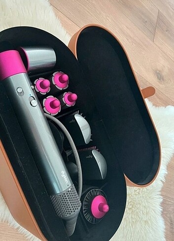 Dyson Airwrap Comlete 