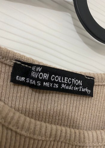 Bej Bisiklet Yakalı Kolsuz Kısa Kadın Atlet - Görsel 2