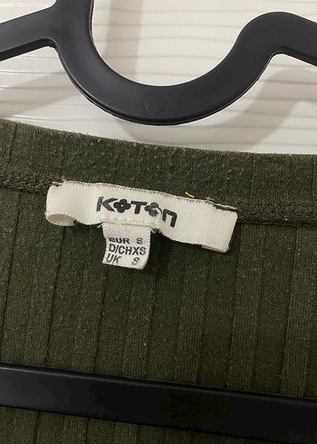 V Yaka Düğmeli Kısa Kollu Haki Bluz - Görsel 2