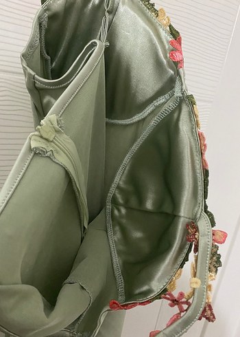 Nakışlı Yeşil İpek Görünümlü Viral Uzun Elbise - Görsel 8