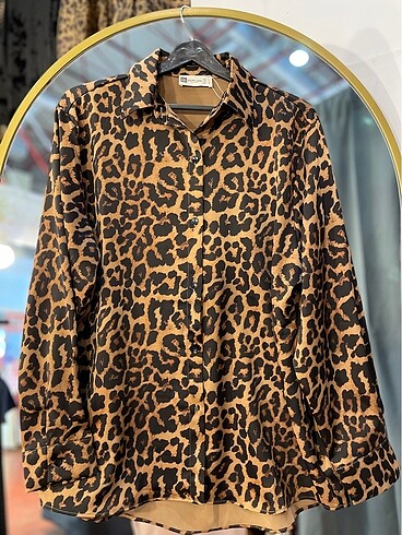 Leopar desenli gömlek