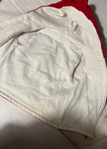 Kız Çocuk Parlak Kırmızı Kapüşonlu Yelek - Görsel 3