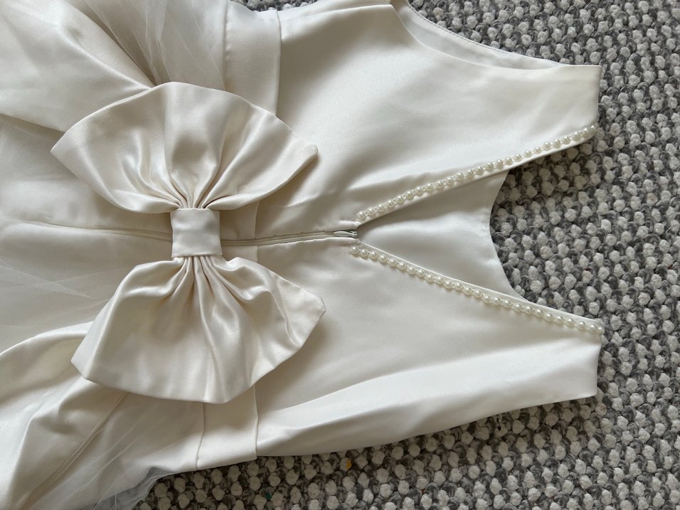 Uzun Beyaz Strappy A Kesim Gelinlik - Görsel 2