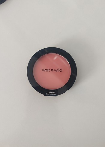 Wet n wild