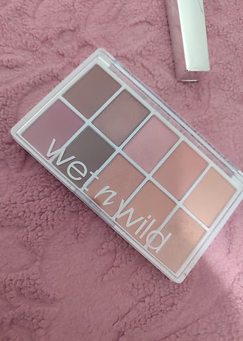 Wet n wild