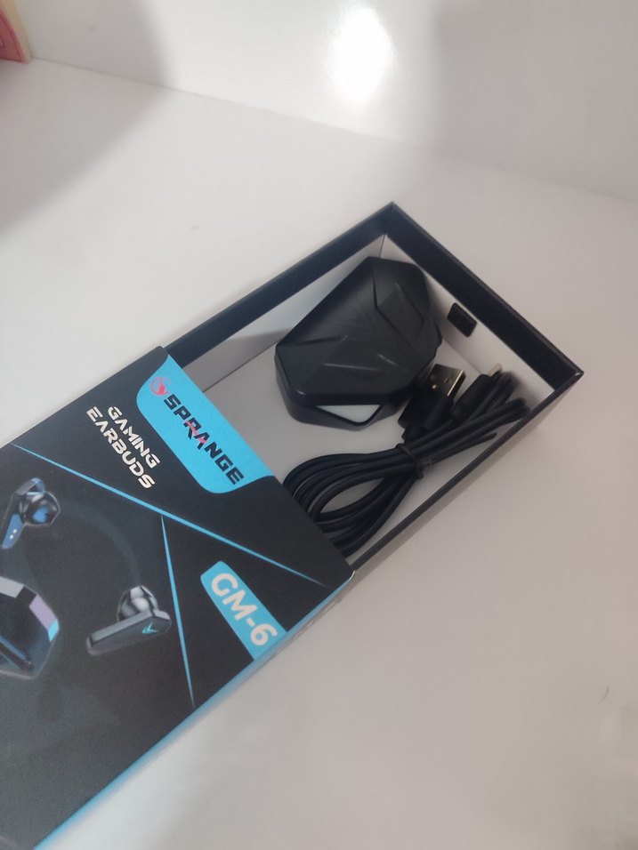 Gaming kablosuz kulaklık - Görsel 2