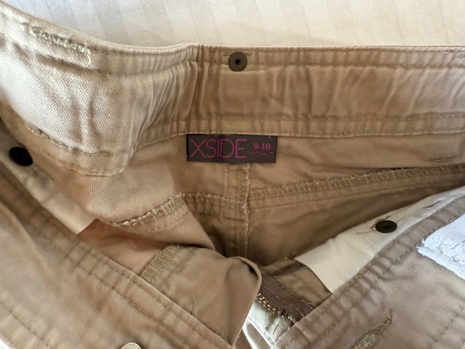 Bej Düğmeli Mini Keten Şort - Görsel 3