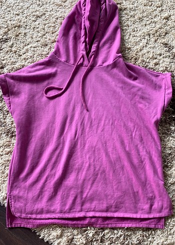 Mor Kapüşonlu Kısa Kollu Kadın Sweatshirt