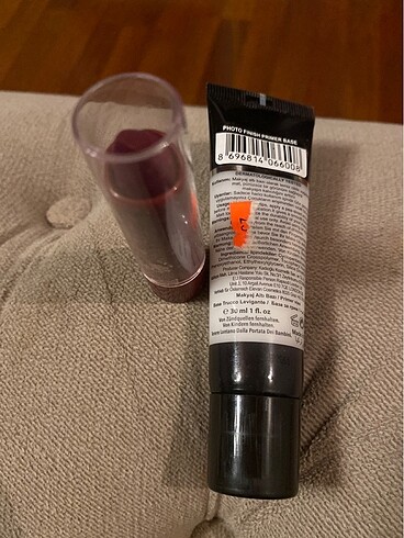 Makyaj bazı ve ruj 50? - Görsel 3