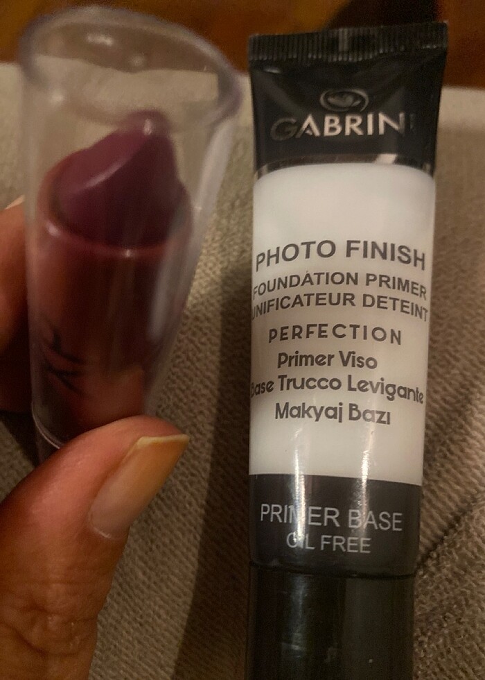 Makyaj bazı ve ruj 50? - Görsel 4