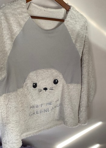 Beyaz polar üst kasın gecelik - Görsel 5