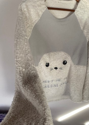 Beyaz polar üst kasın gecelik - Görsel 6