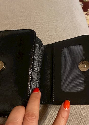 Kadın Siyah Parlak Deri Cüzdan - Görsel 9